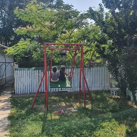 Casa Cleopatra בית הארחה Două Mai