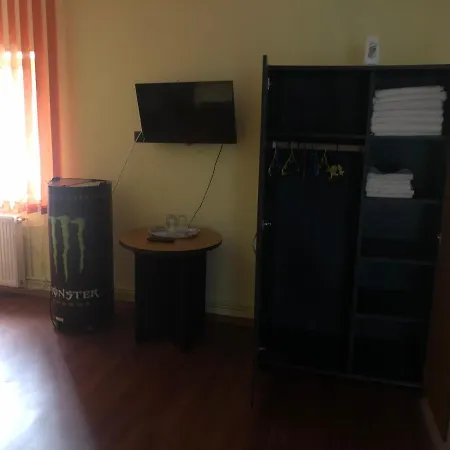 Casa Cleopatra دووا مايْ